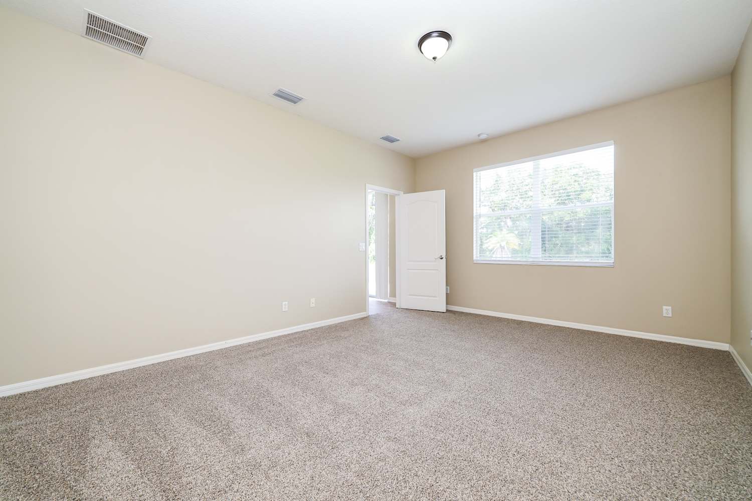 20048 Nob Oak Ave, Tampa photo 9