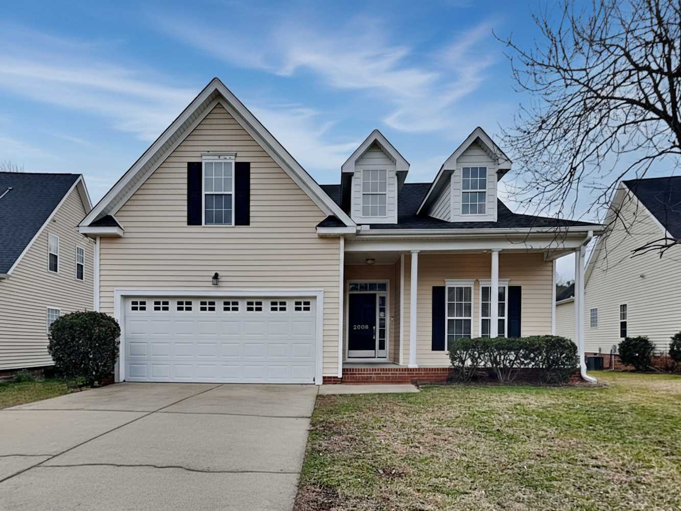 Front of 2008 Watsonia Dr, Zebulon, NC