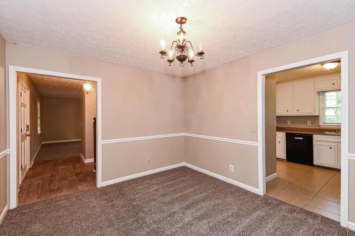 201 Hardman Way, Woodstock photo 11