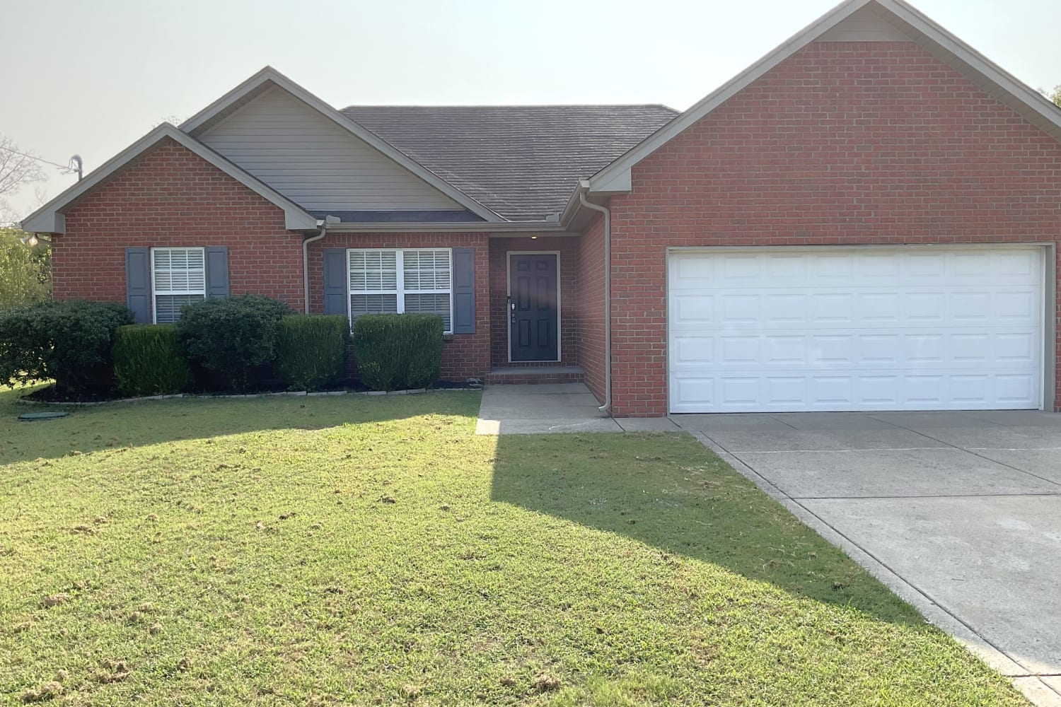 Front of 2010 Barretts Ridge Dr, Murfreesboro, TN