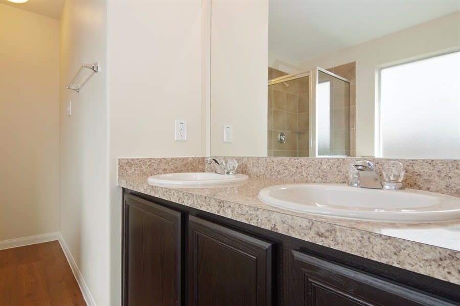 2011 Fairwood Knoll Ln, Fresno photo 10