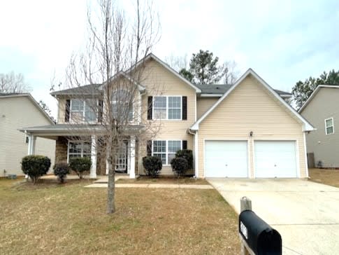 Front of 2013 Reflective Waters Rd, Villa Rica, GA