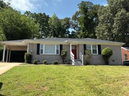 Front of 2015 Boulderview Dr Se, Atlanta, GA