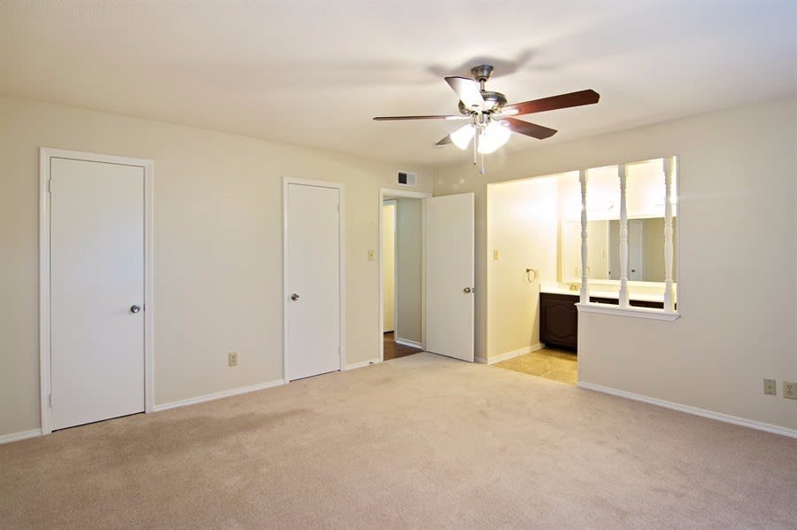 2019 Cologne Dr, Carrollton photo 6