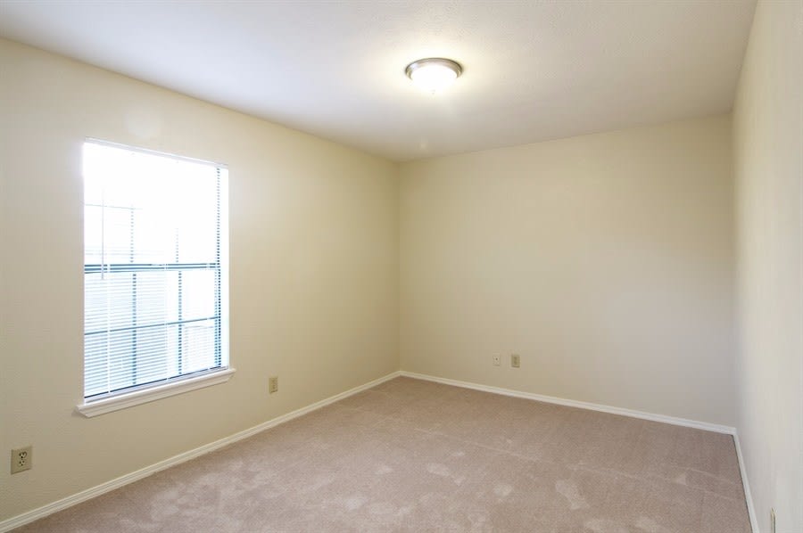2019 Cologne Dr, Carrollton photo 7