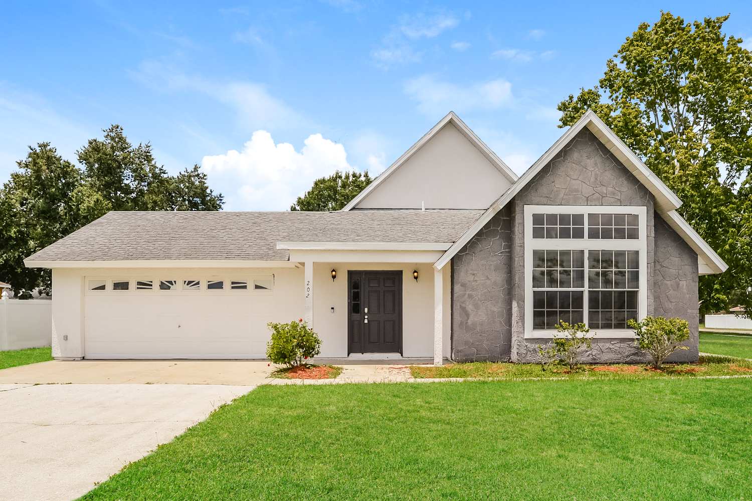 Front of 202 Ashford Pl, Kissimmee, FL