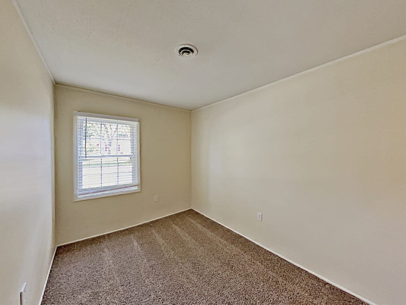 202 Mayfield Dr, Streamwood photo 11