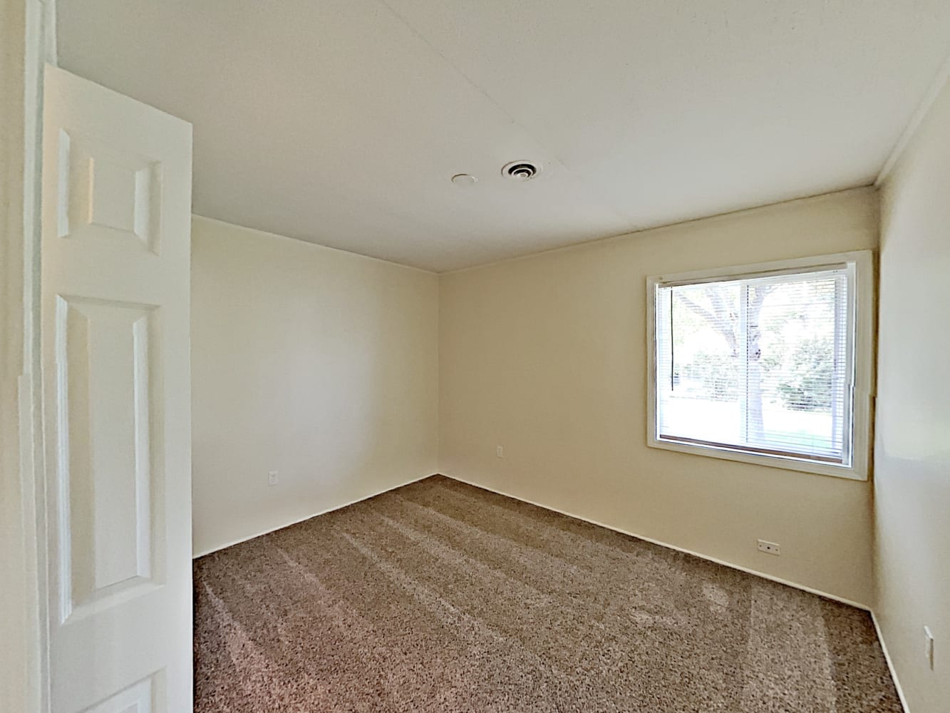 202 Mayfield Dr, Streamwood photo 9