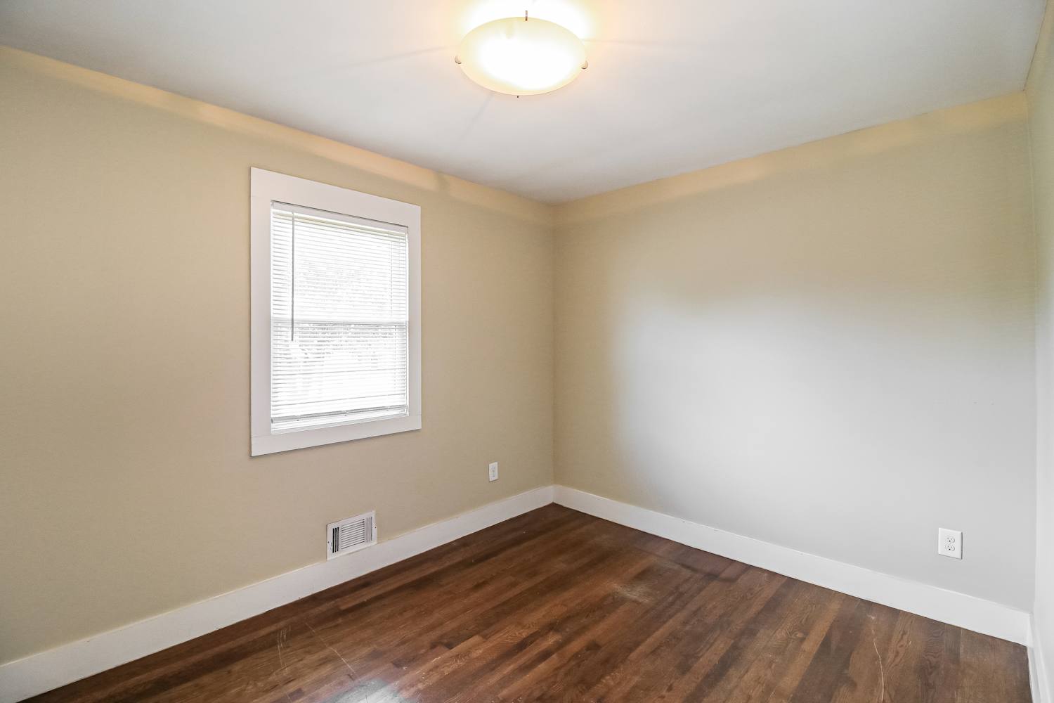 2020 Rodeo Ct SE, Atlanta photo 14