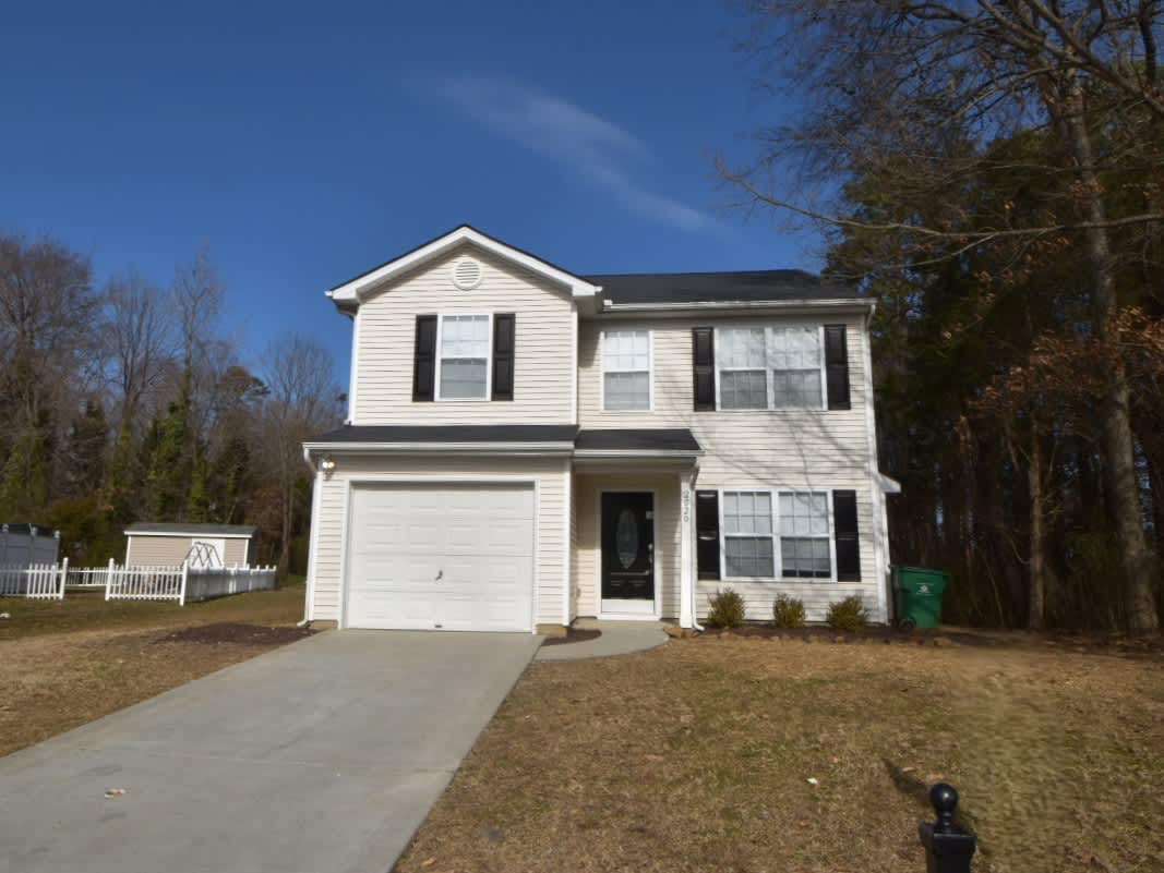 Front of 2020 Sebastiani Dr, Charlotte, NC