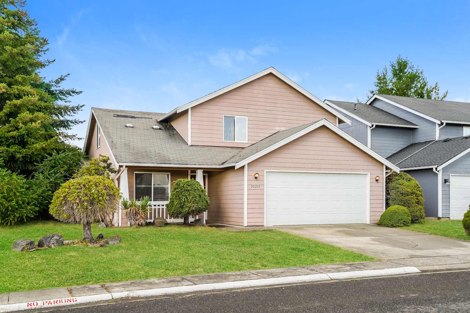 Front of 20205 11th Avenue Ct E, Spanaway, WA
