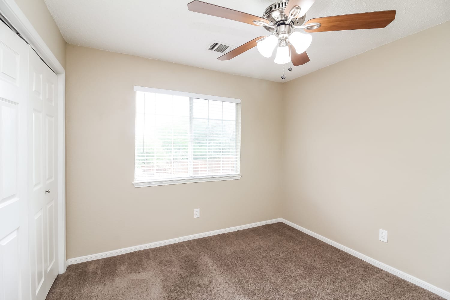 2022 Frontier Trl, Lewisville photo 11