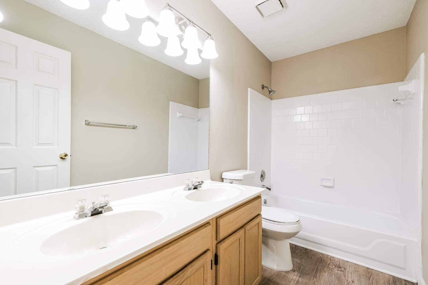 2025 Eagle Nest Blf, Lawrenceville photo 16