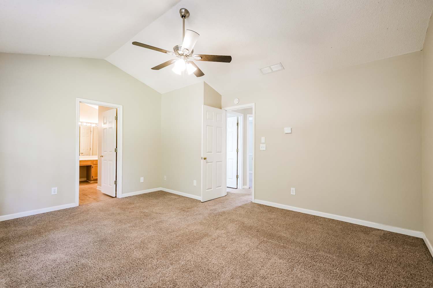 2025 Eagle Nest Blf, Lawrenceville photo 12
