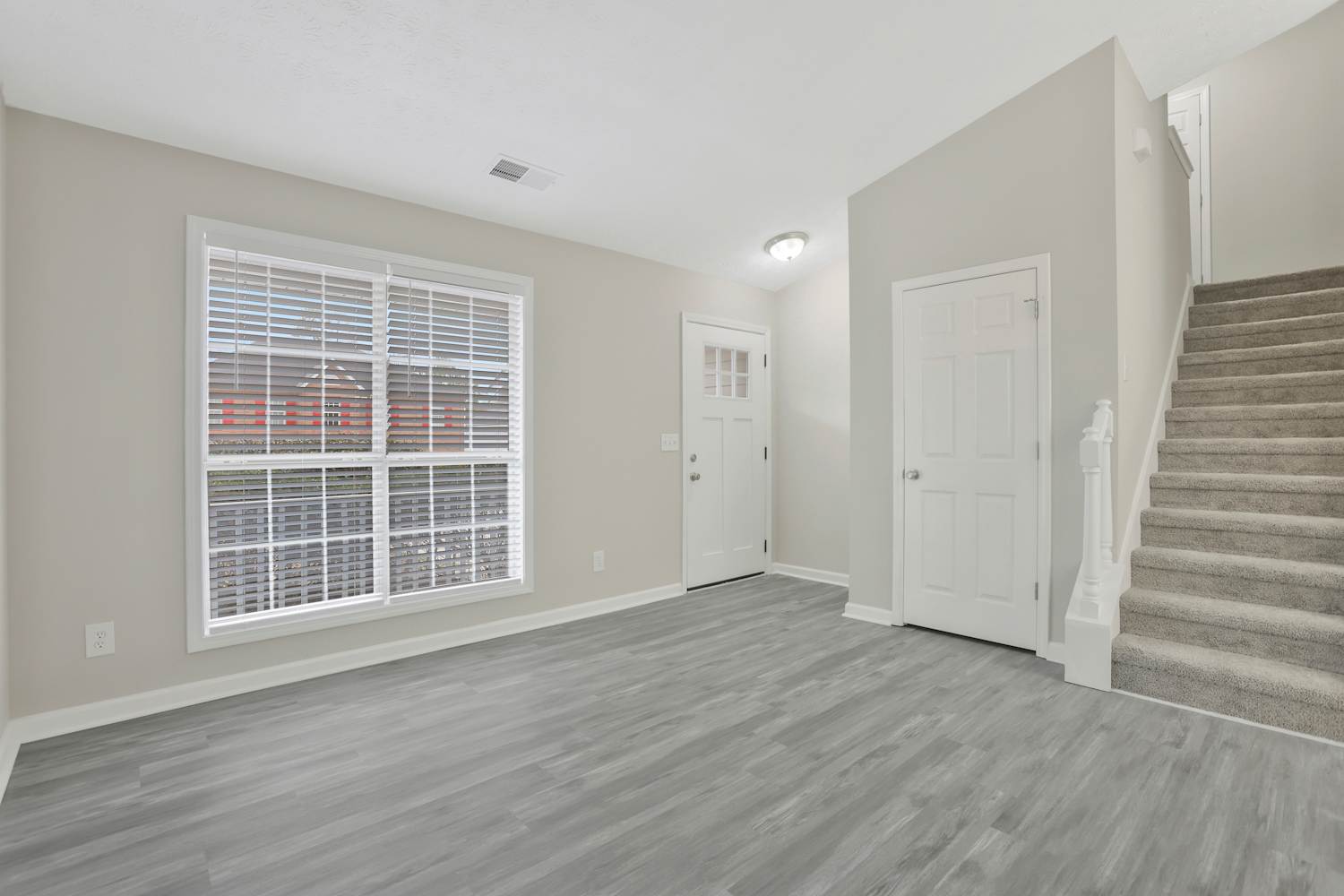 2027 Pittston Farm Rd, Lithonia photo 3