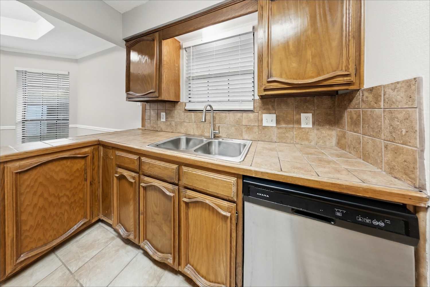 203 Bowie, Forney photo 8