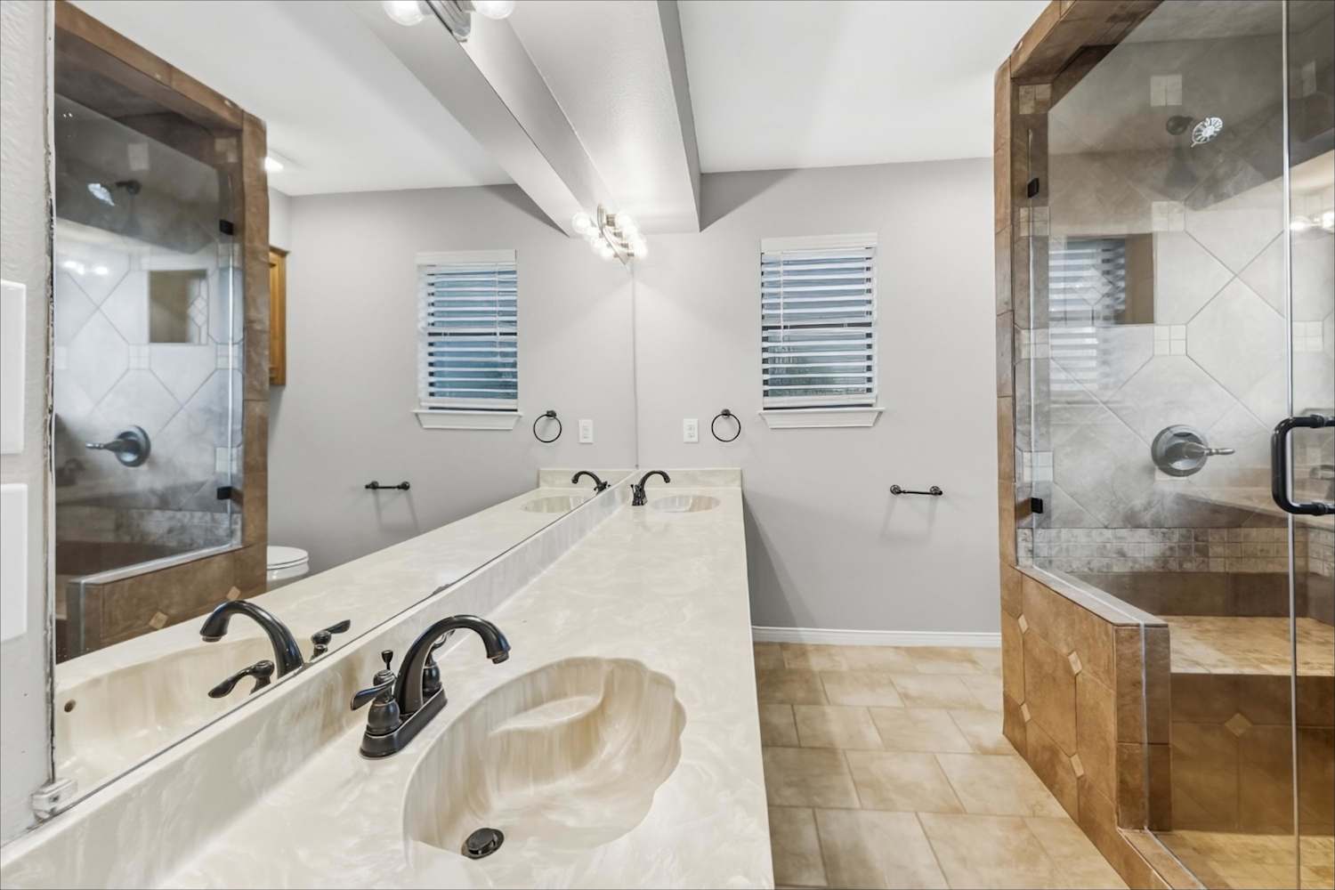 203 Bowie, Forney photo 13