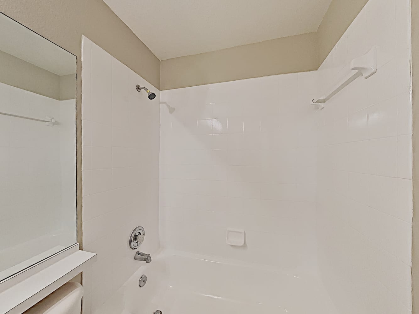 203 Island Water Way, Apollo Beach photo 14