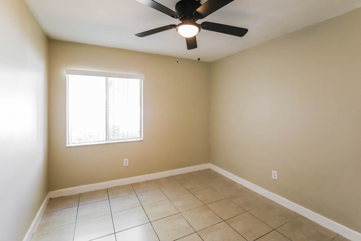 2033 NW 178th Way, Pembroke Pines photo 13
