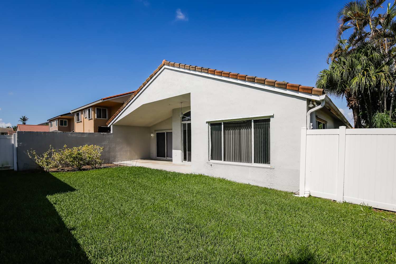 2033 NW 178th Way, Pembroke Pines photo 16