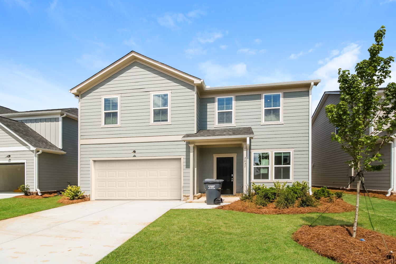 Front of 2037 Blue Sky Ave, Covington, GA