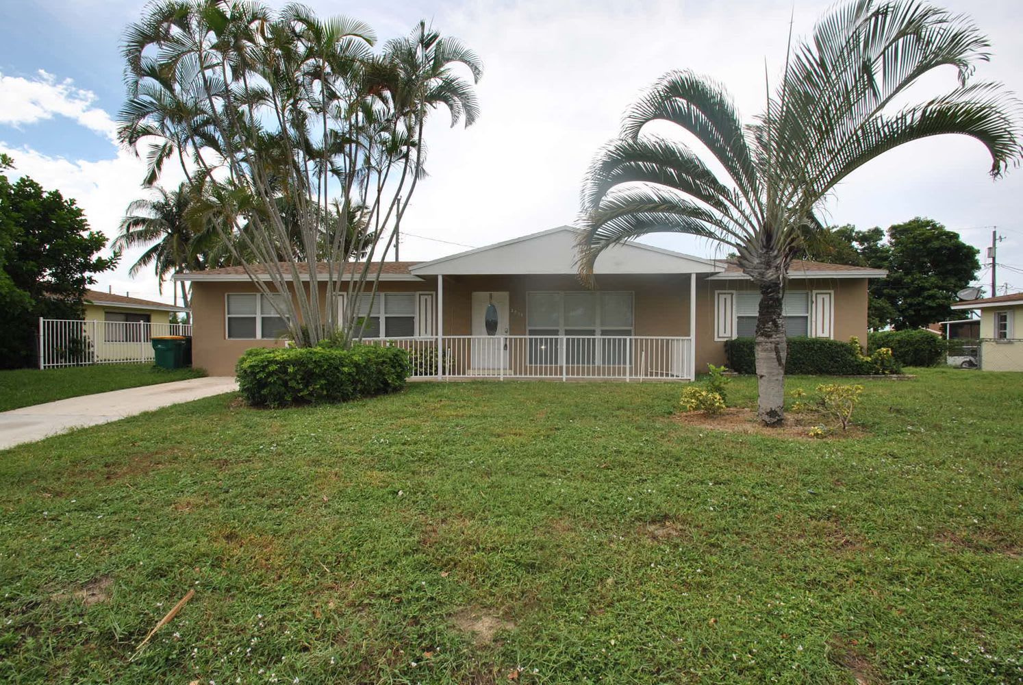 2038 7th Ct S, Lake Worth photo 1
