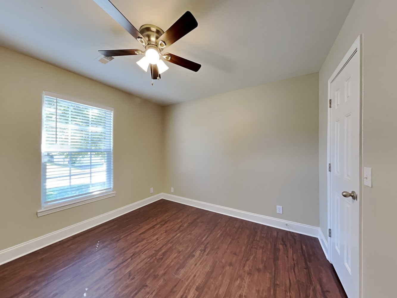204 Tarrington Dr, Statesville photo 10