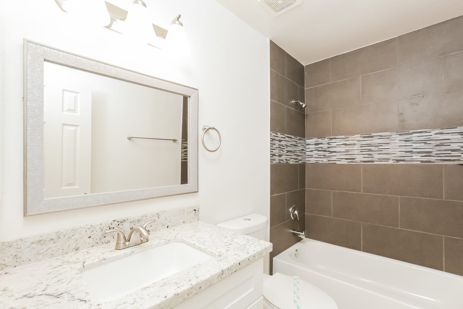 2047 E Cornell Dr, Tempe photo 18