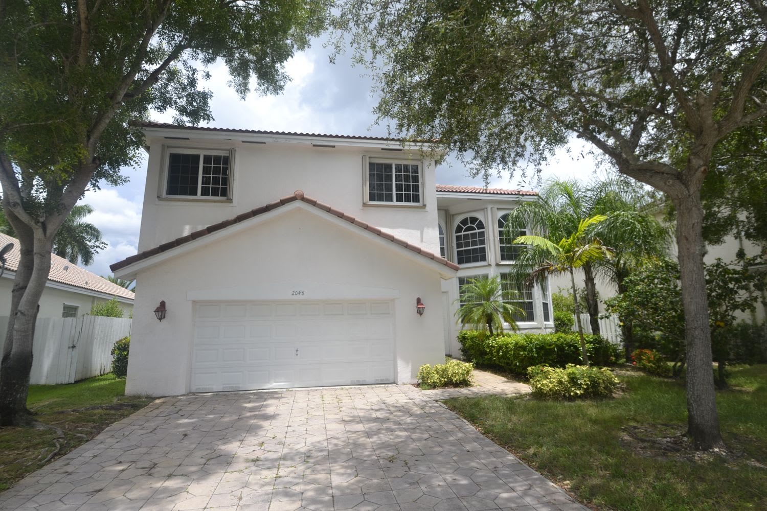 2048 SW 176th Ter, Miramar photo 1