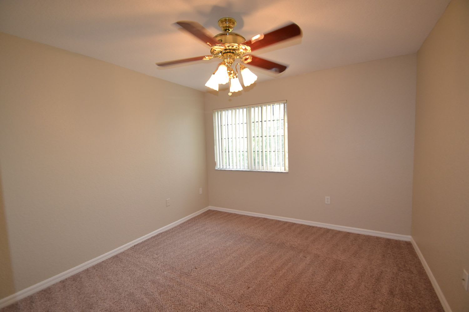 2048 SW 176th Ter, Miramar photo 9