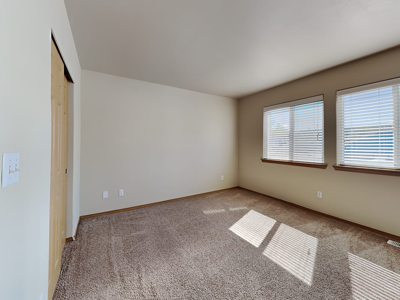205 Orting Ave NW, Orting photo 12