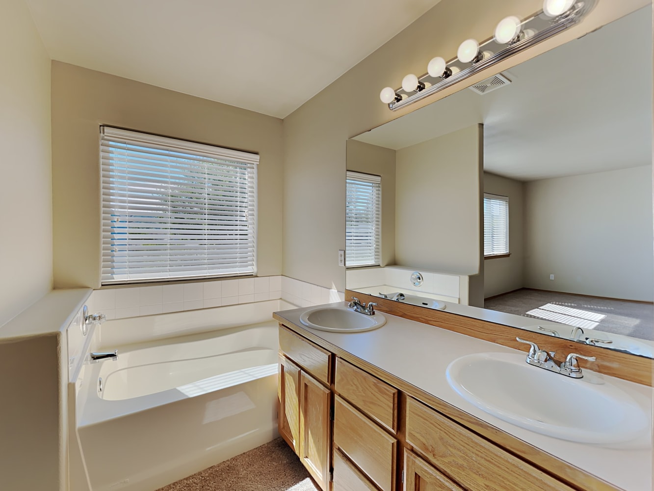 205 Orting Ave NW, Orting photo 17
