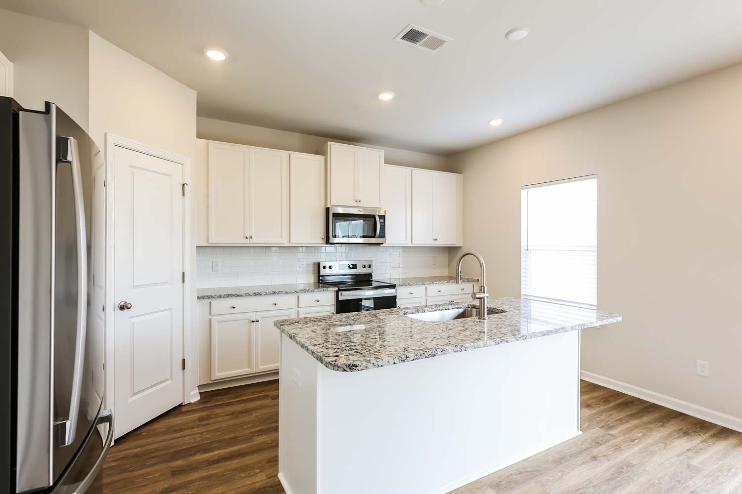 205 White Fields Ave, Fountain Inn photo 7