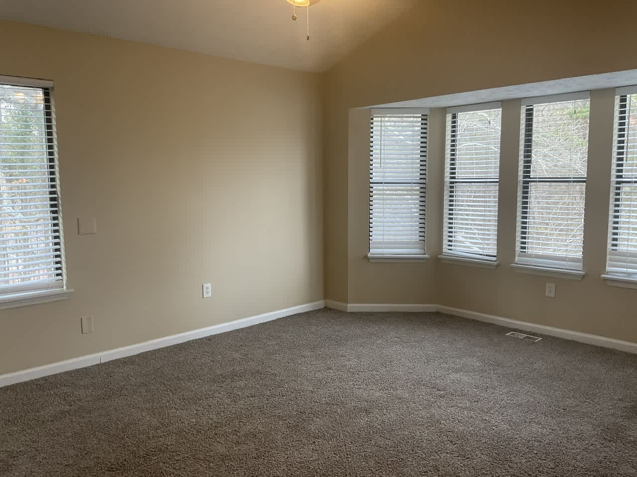 2055 Brookstone Ct, Lithia Springs photo 6