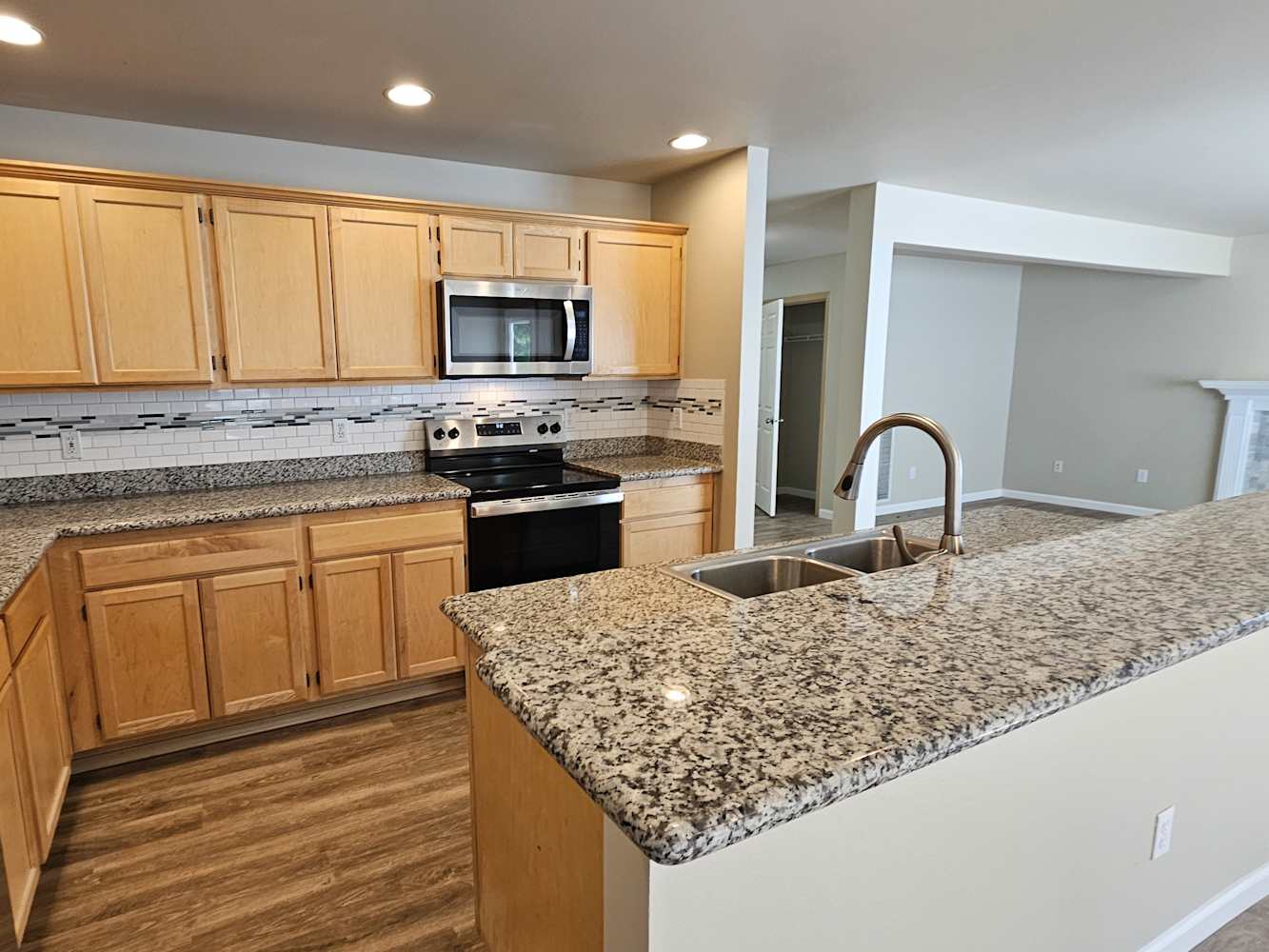 206 66th Avenue Ct E, Fife photo 6