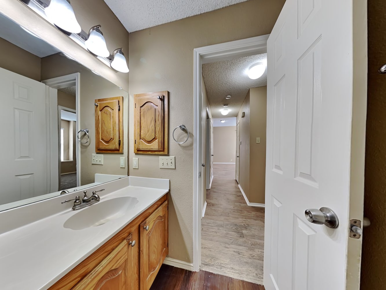 2060 Camelot Dr, Lewisville photo 15