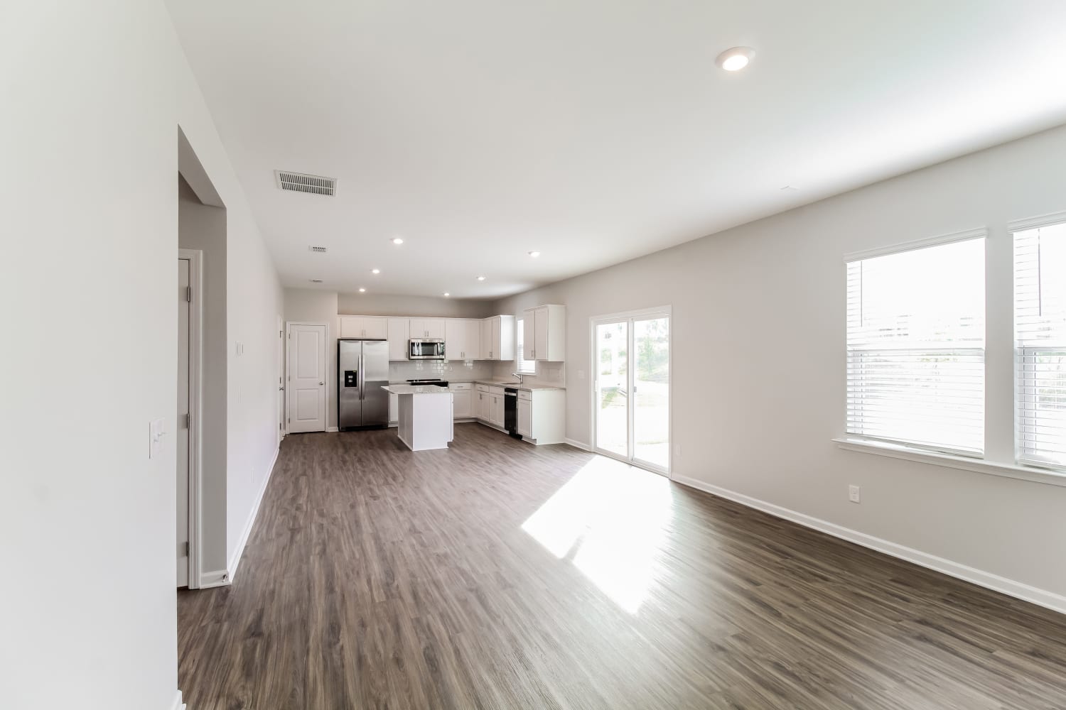 2067 Blue Sky Ave, Covington photo 5