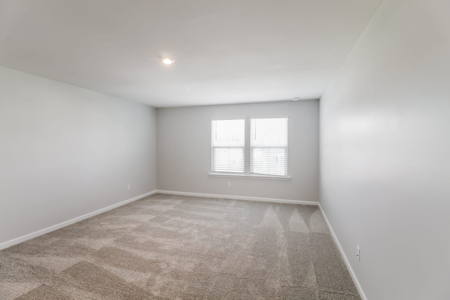 2067 Blue Sky Ave, Covington photo 10