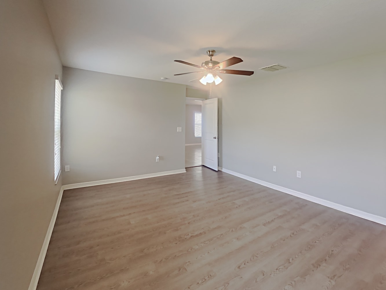 207 English Heritage Pl, Dover photo 8