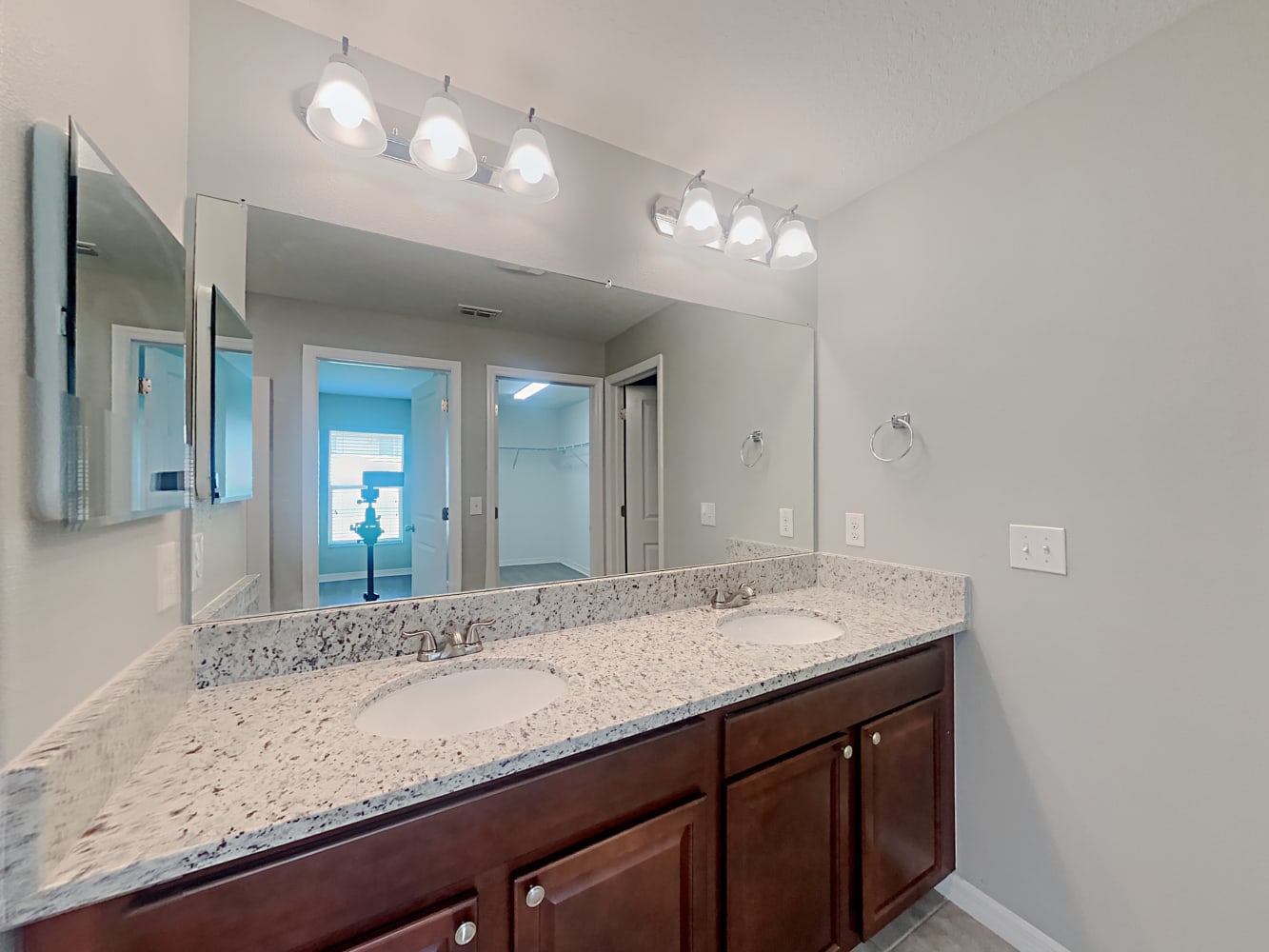 207 English Heritage Pl, Dover photo 15