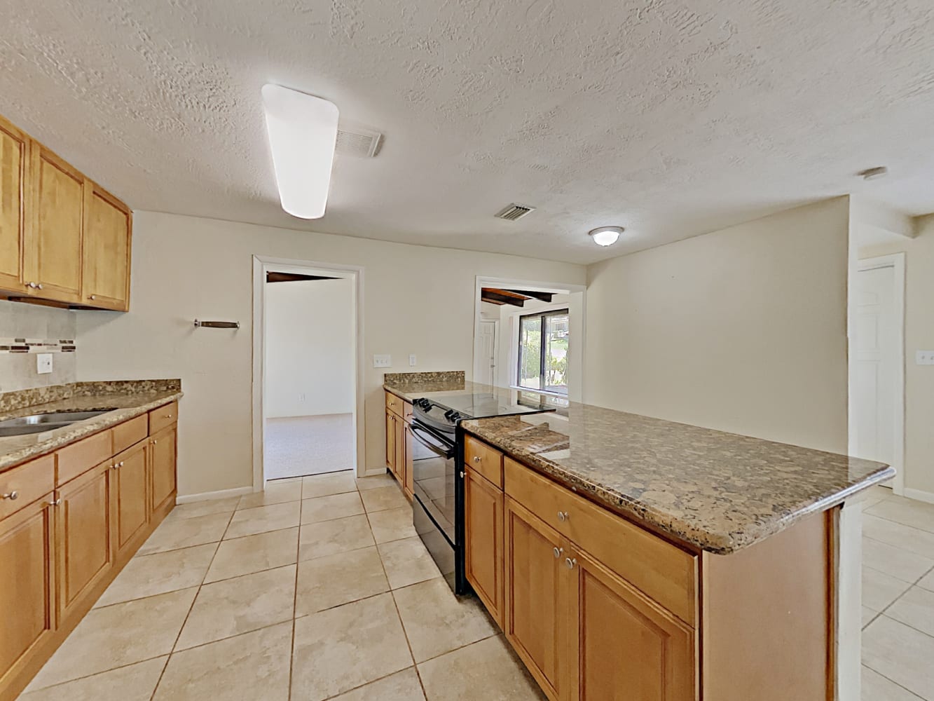 207 Redwood Ave, Temple Terrace photo 8