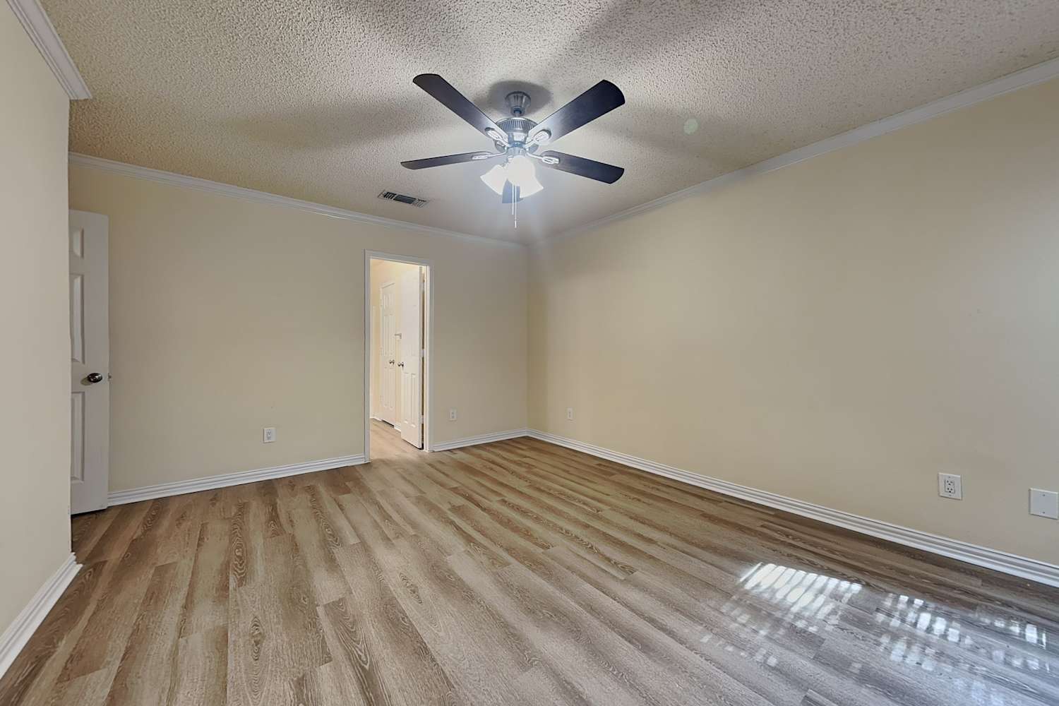 2075 Paint Pony Ln, Keller photo 11