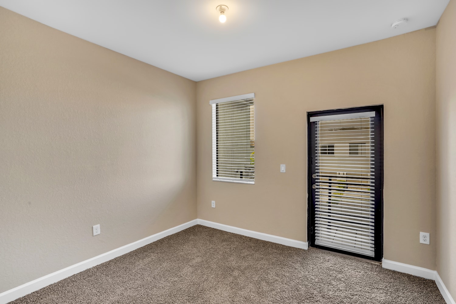 20772 Ne 2 Ct, Miami photo 18