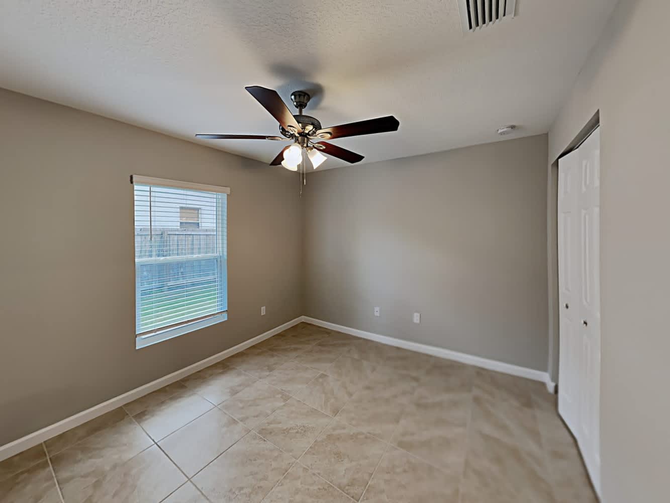 2078 SW Savage Blvd, Port Saint Lucie photo 9