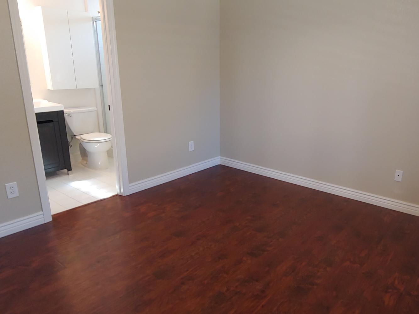 208 Early Light Ct, Roseville photo 8