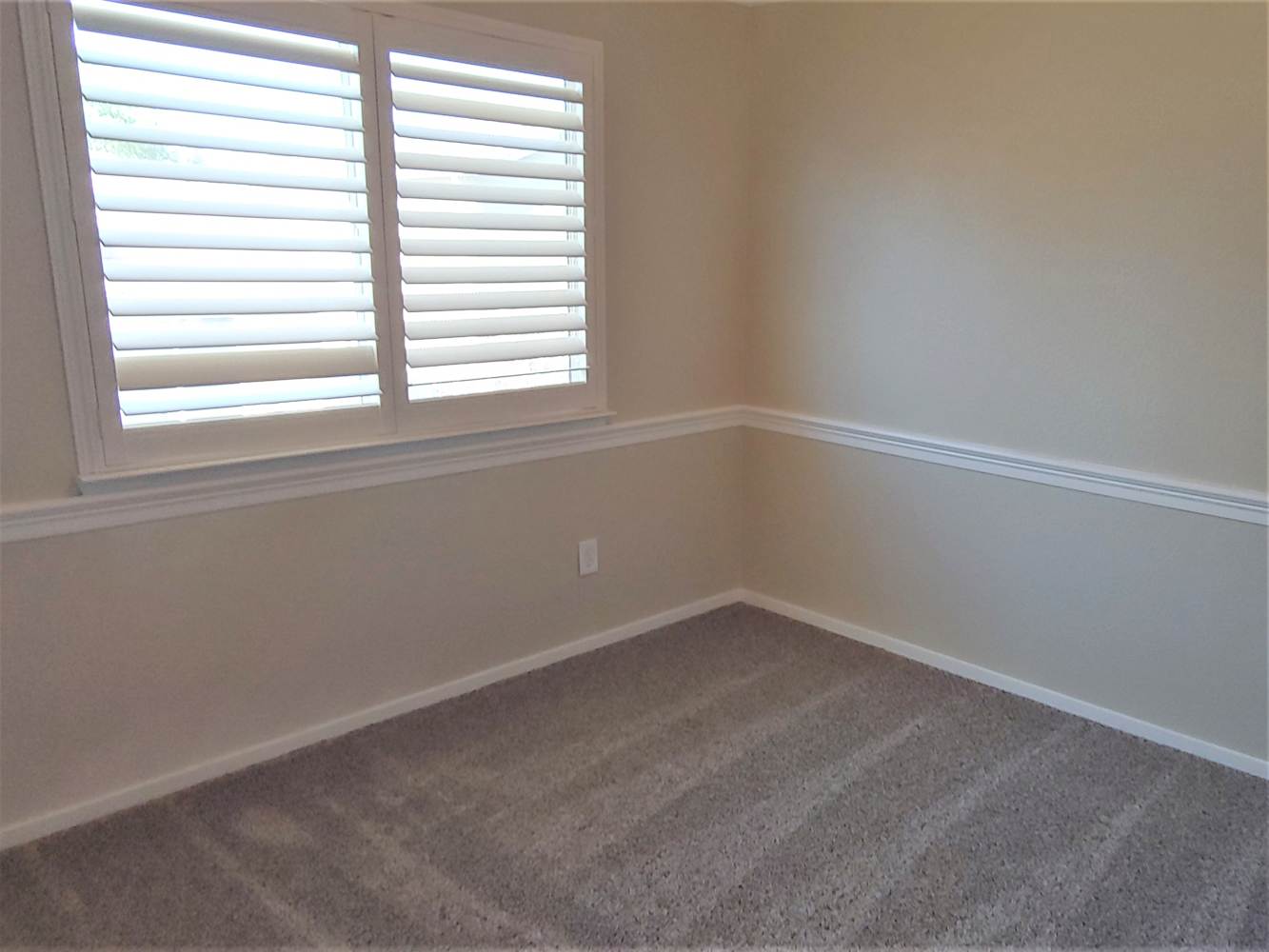 208 Early Light Ct, Roseville photo 6