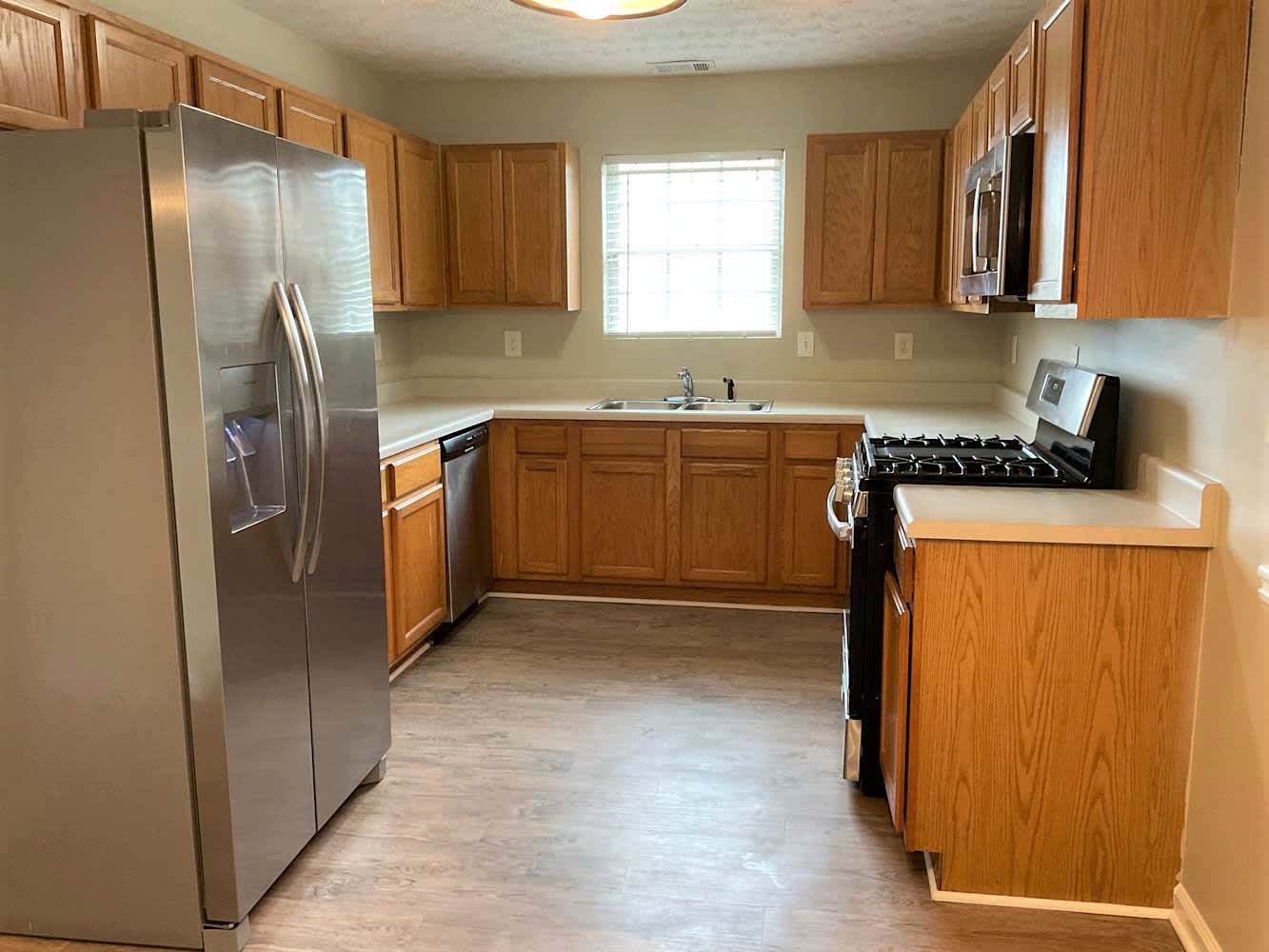 2095 Tussahaw Xing, McDonough photo 8