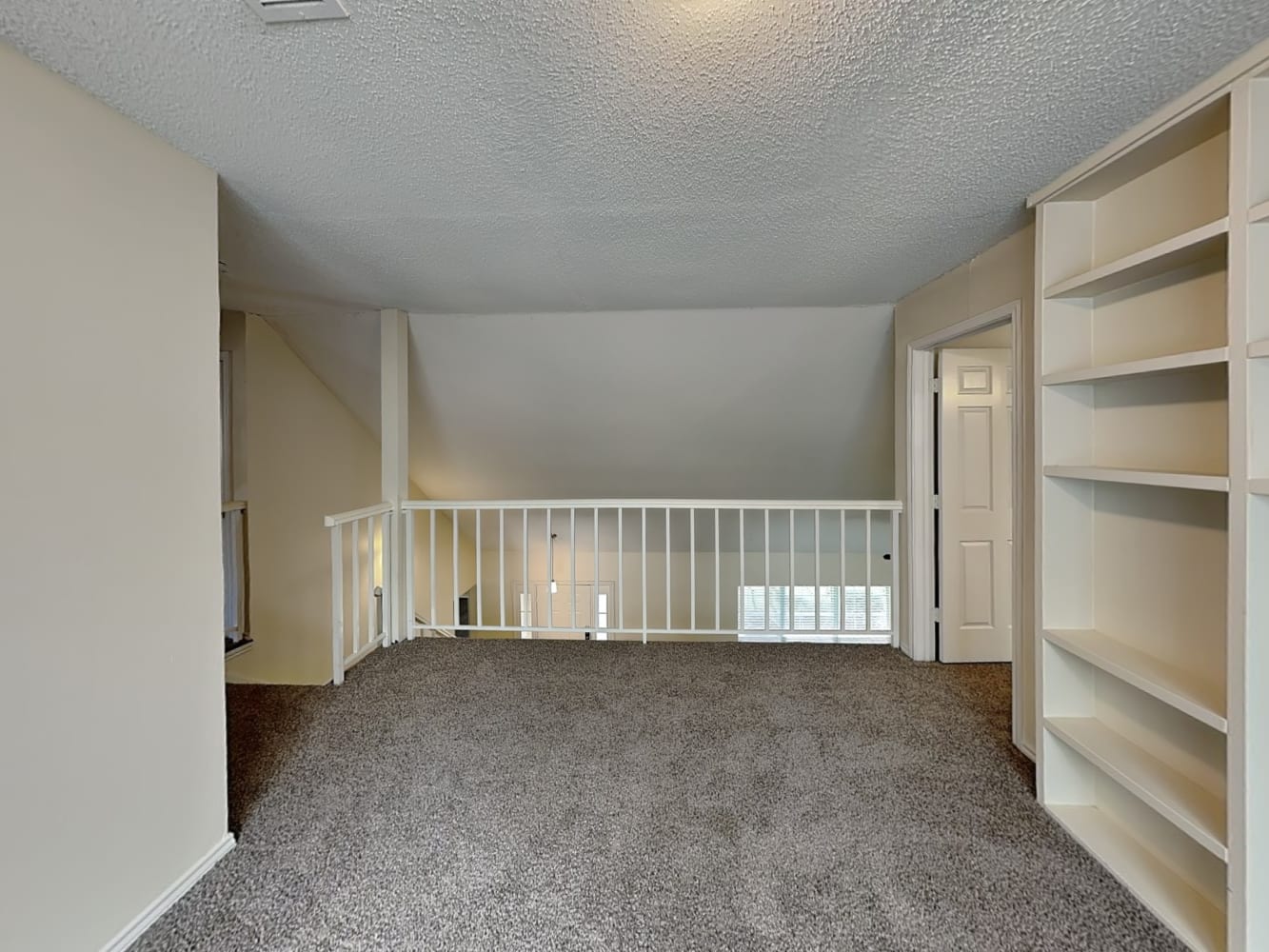 2107 Stonegate Dr, Carrollton photo 12