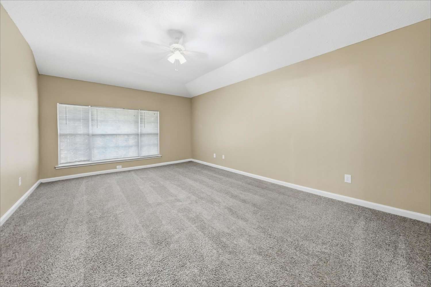 2110 Loretta Ln, Rowlett photo 15