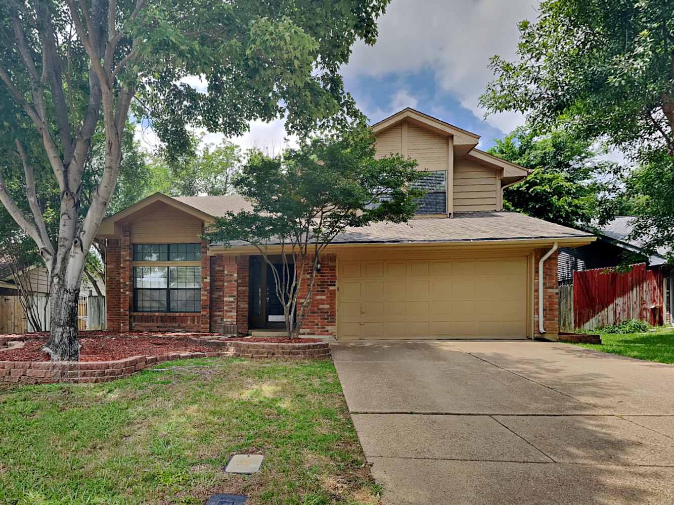 Front of 2117 Cold Springs Dr, Arlington, TX